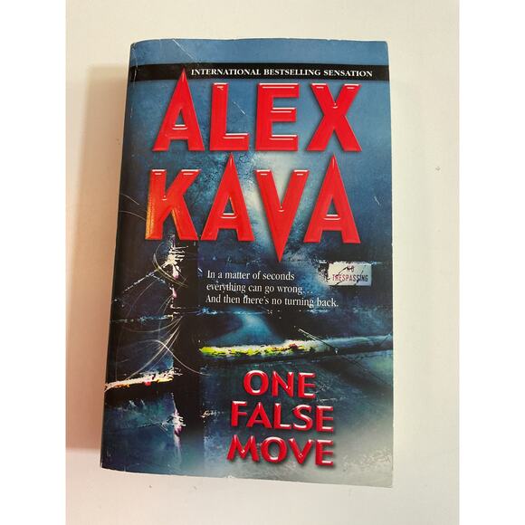 2004 One False Move By Alex Kava Mira Paperback - Picture 1 of 4